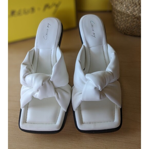 Circus by Sam Edelman Bright White Sim Sandals Women's 9.5 NIB - Picture 5 of 12